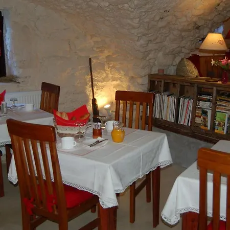 Country house Adrets D'en Haut *