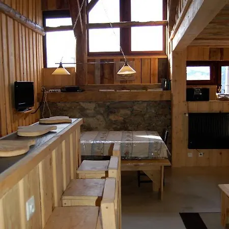 Country house Adrets D'en Haut *