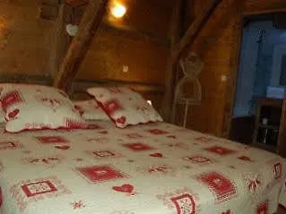 Adrets D'en Haut Country house *